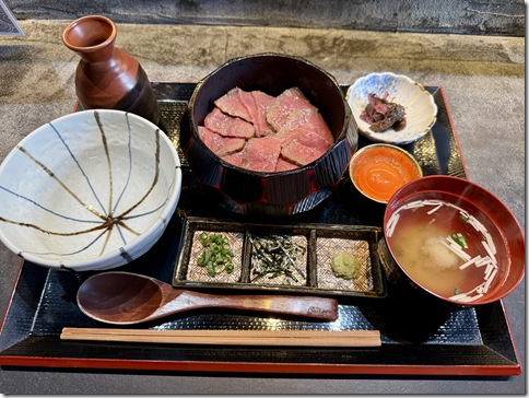 IMG_7457 - resized 2025-11-20 20-02-38